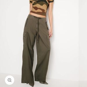 Good American Parachute pants